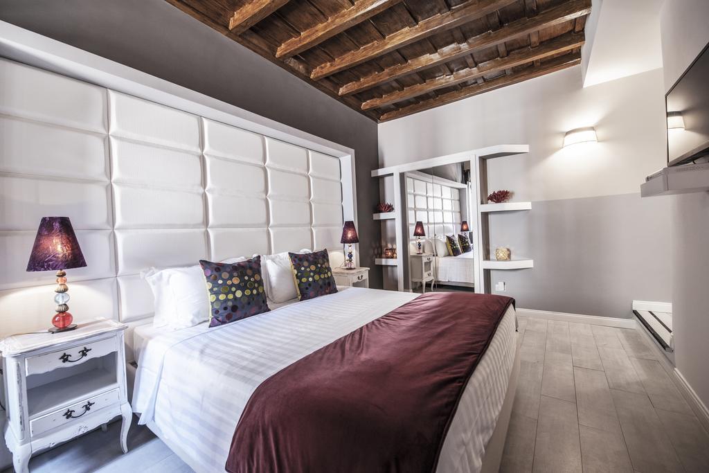 Gasthuis Town House Spagna- Luxury With Jacuzzi Bath